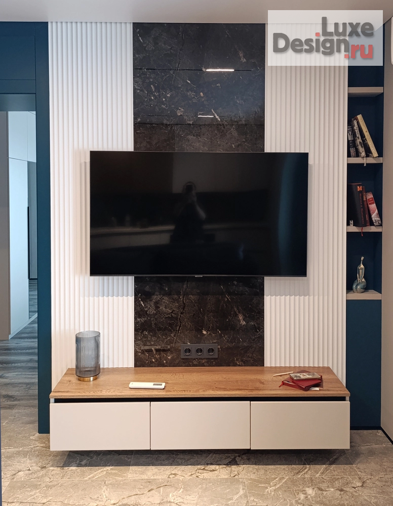 Дизайн интерьера двухкомнатной квартиры "квартира для моодой современной женщины" (фото 1)